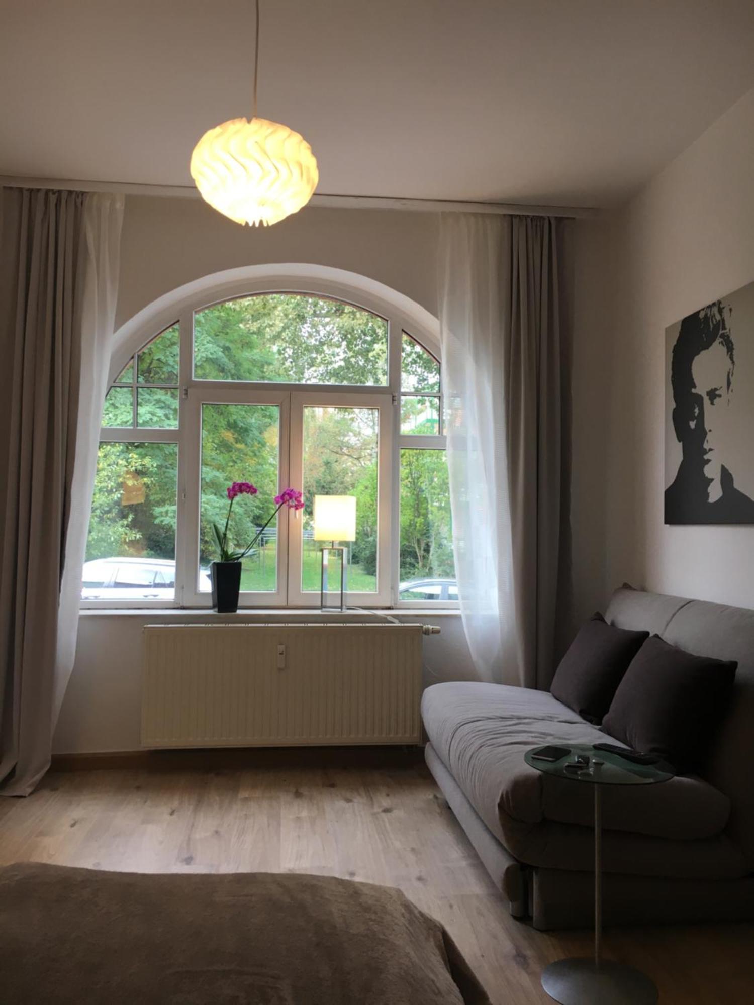 Gemuetliche Ferienwohnung Im Erdgeschoss- Jenaer Strasse Erfurt Eksteriør bilde
