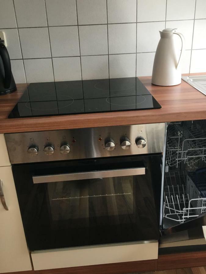 Gemuetliche Ferienwohnung Im Erdgeschoss- Jenaer Strasse Erfurt Eksteriør bilde