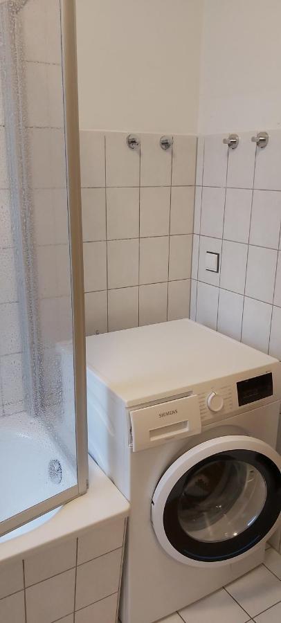 Gemuetliche Ferienwohnung Im Erdgeschoss- Jenaer Strasse Erfurt Eksteriør bilde
